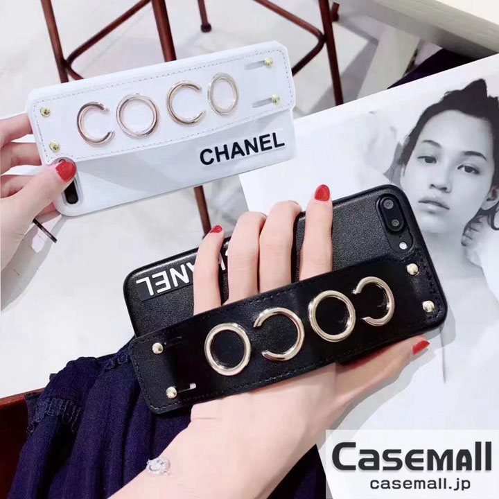 CHANEL iphone8PLUSケース ハンドベルト付き