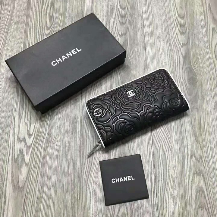 Chanel ブラック
