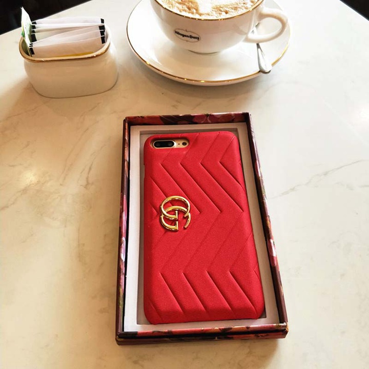 欧米風 iphone8ブランドカバー gucci