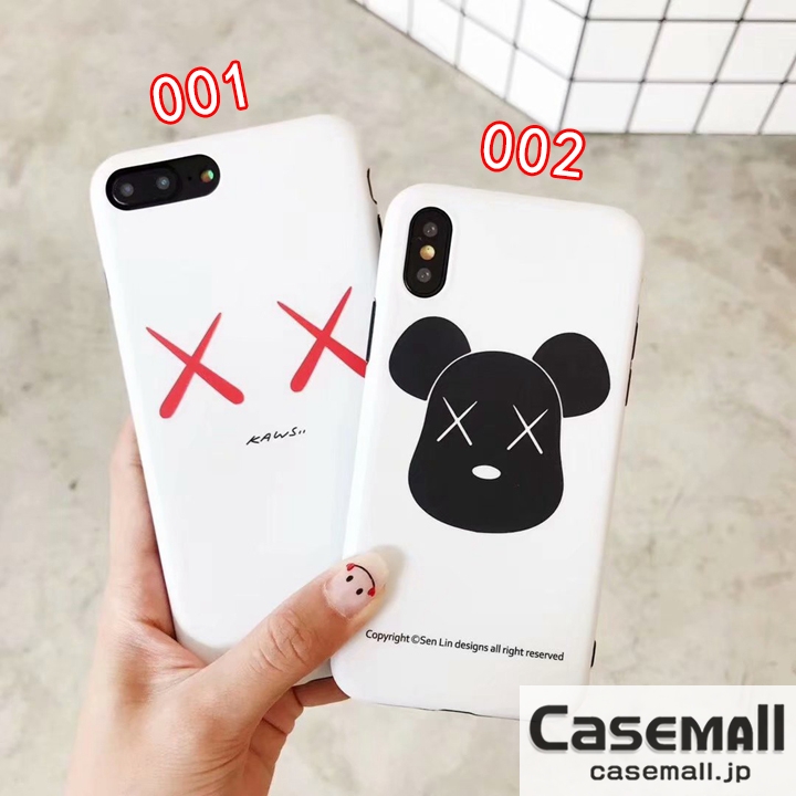 KAWS iPhone XS ケース ソフト