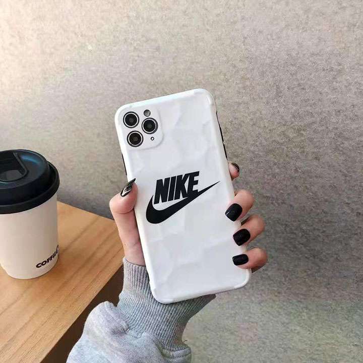 ビジネス風 保護ケース アイフォン 8 プラス/8 Nike