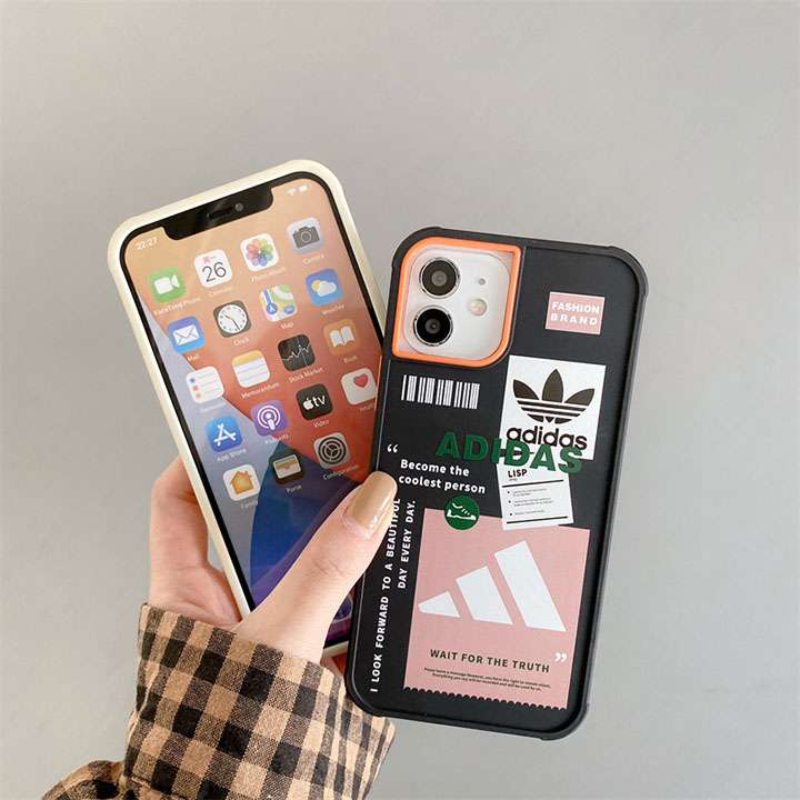iPhone 13mini adidas高校生愛用携帯ケース