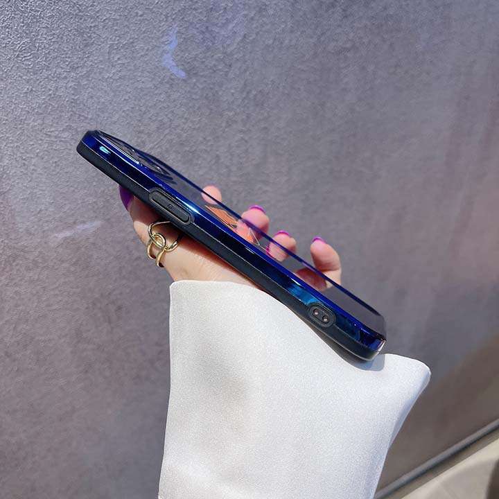 アイフォン xsナイキ流行り携帯ケース