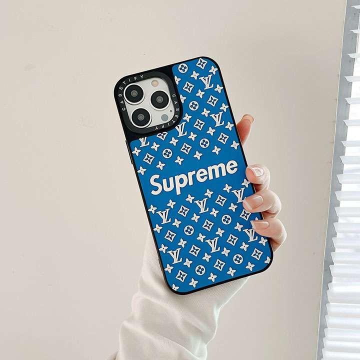 supreme保護ケースエンボスiphone8 Plus