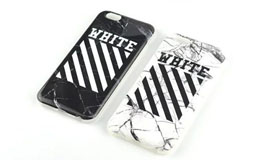 Off-White iphoneケース