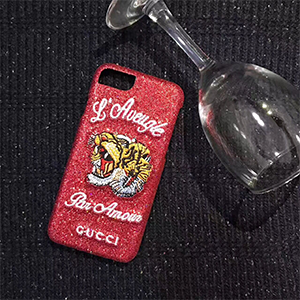 GUCCI iphone8ケース パロディ 虎 レッド 